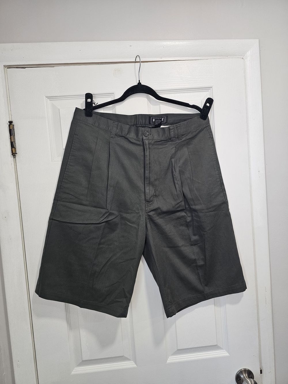 Gochu By KBB Men's Pleated Shorts